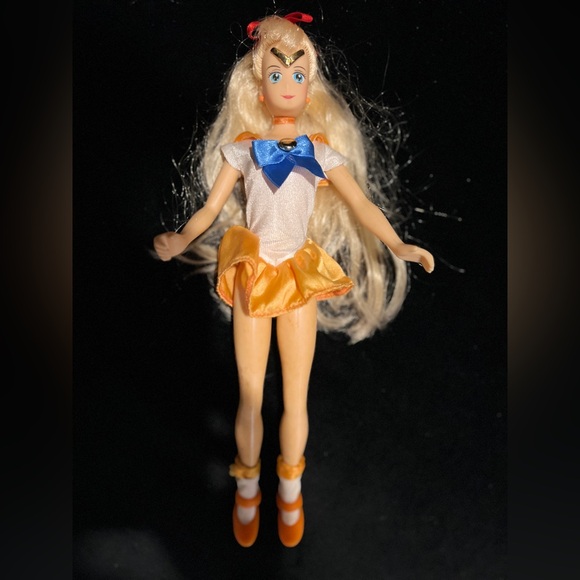 SUPER RARE FIND- VINTAGE SAILOR MOON DOLL 1995 GREAT CONDITION COLLECTABLE